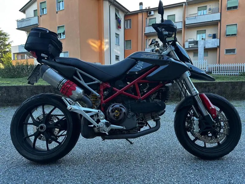 Ducati Hypermotard 1100 (2007 - 09) (3)