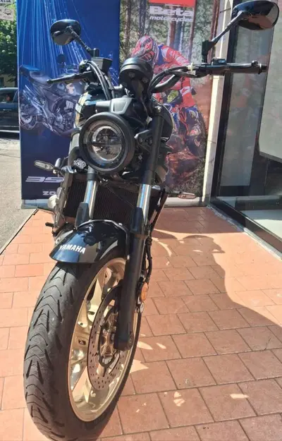 Yamaha XSR 700 (2022 - 26) usata
