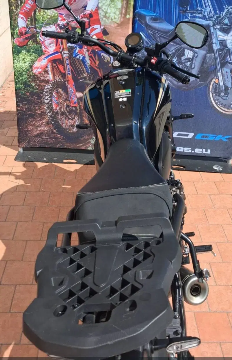Yamaha XSR 700 (2022 - 26) (8)
