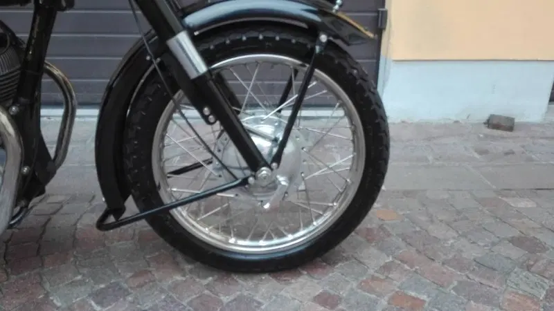 Ariel Four Square MK 2 (17)