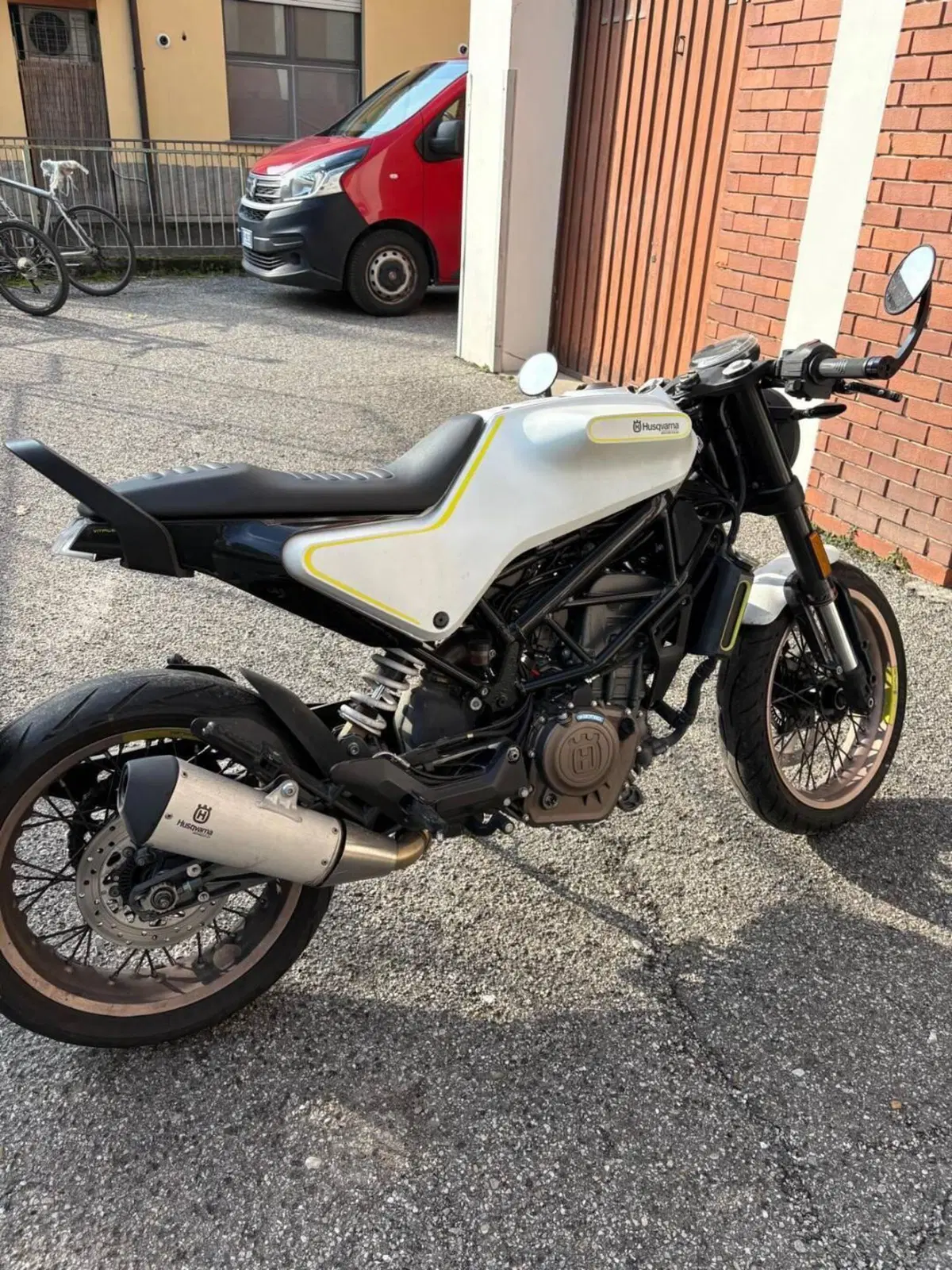 Husqvarna Vitpilen 401 (2018 - 19) (7)
