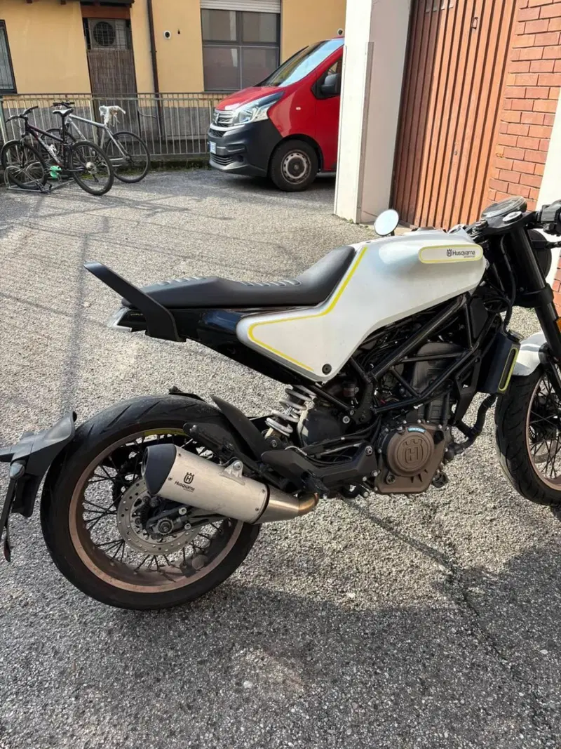 Husqvarna Vitpilen 401 (2018 - 19) (8)