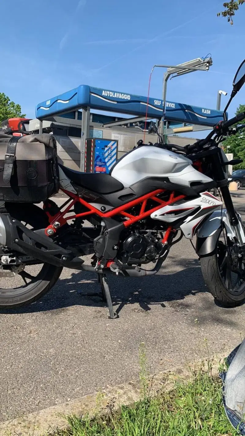 Benelli BN 125 (2021 - 25) (4)