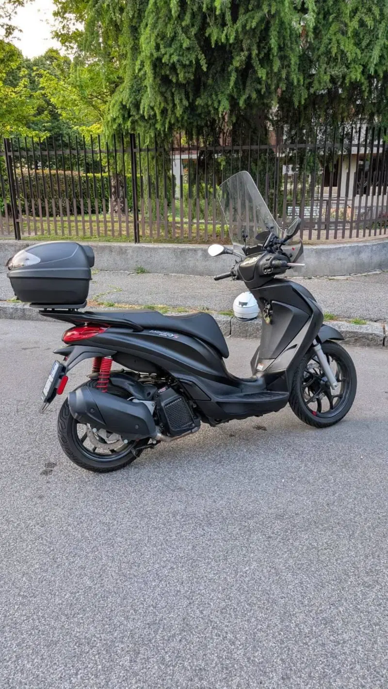 Piaggio Medley 125 S ABS (2021 - 24) (2)