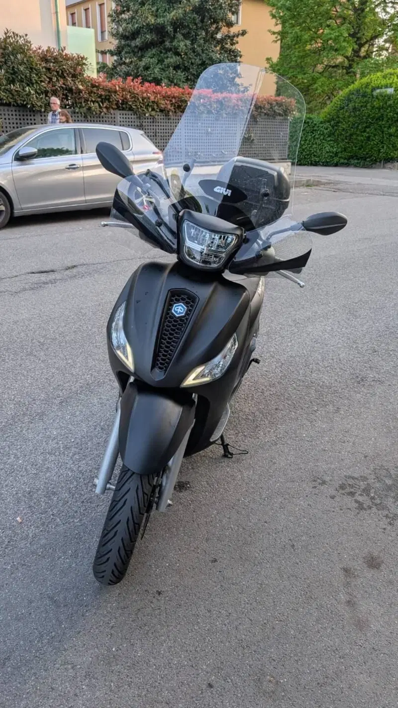 Piaggio Medley 125 S ABS (2021 - 24) (8)