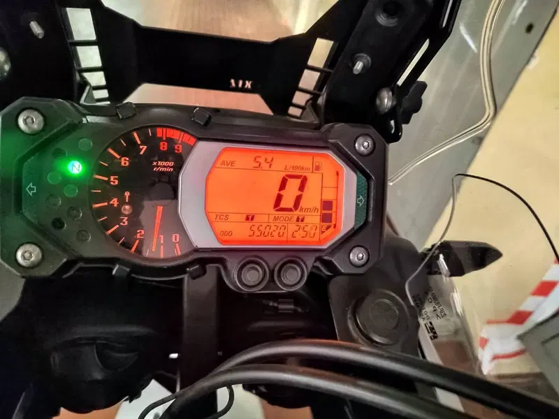 Yamaha XT1200Z Super Ténéré ABS (2010 - 15) (6)