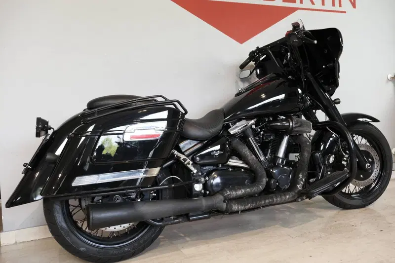 Yamaha XVS 1600 Wild Star (3)
