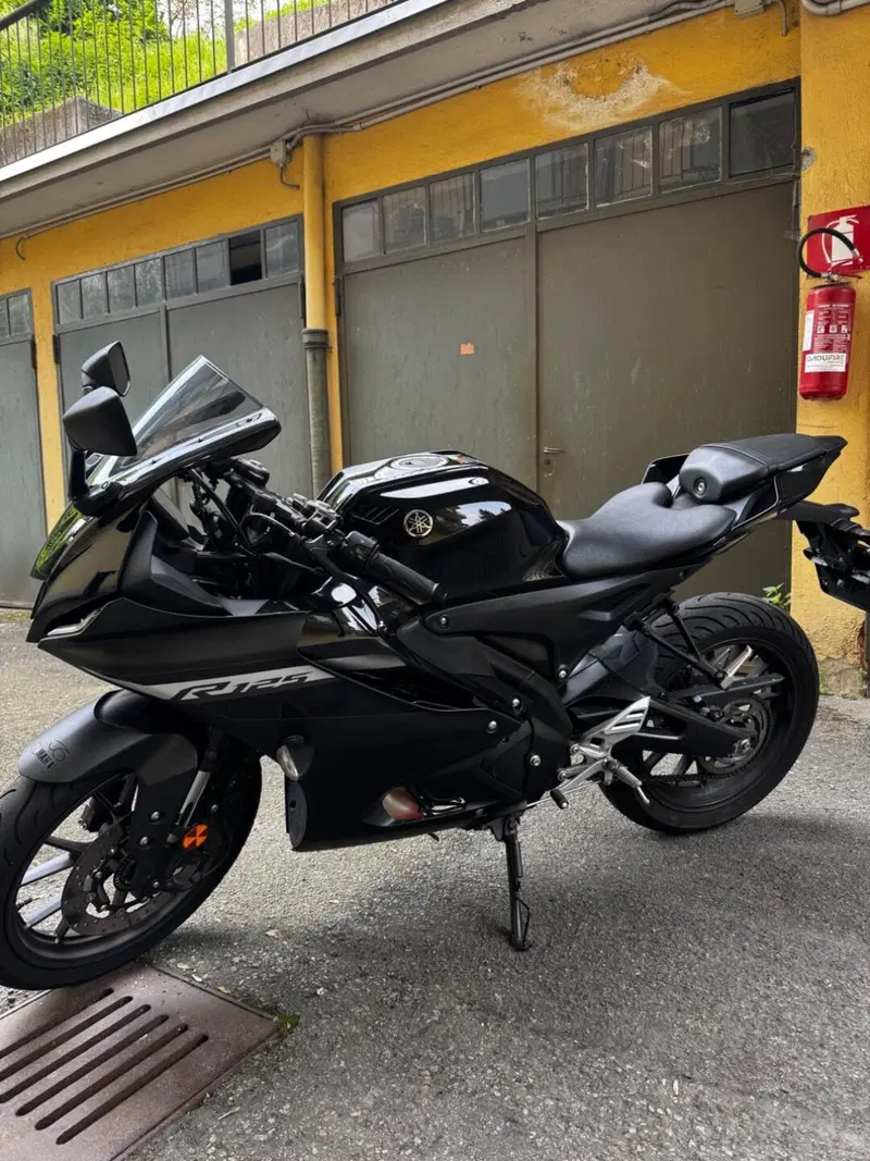 Yamaha YZF R125 (2023 - 26)