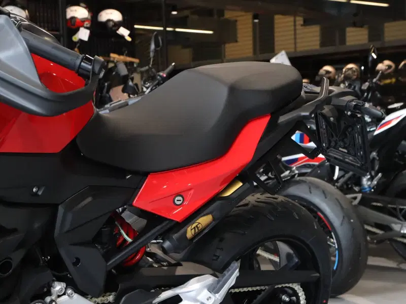 Bmw F 900 XR (2025 - 26) (5)