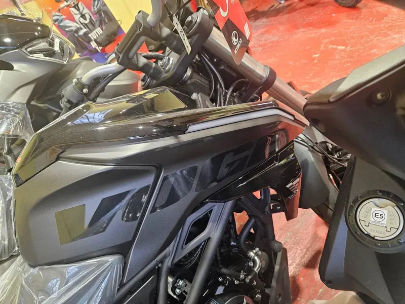 Voge Brivido 125R (2023 - 26) (3)