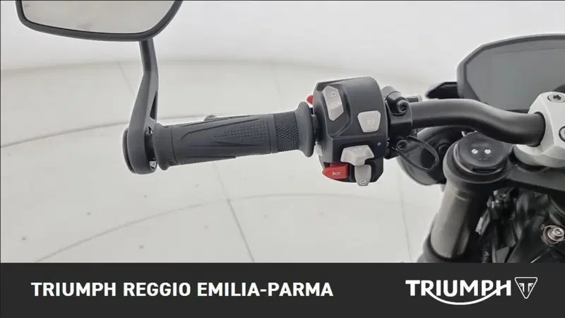 Triumph Street Triple 765 RS (2023 - 26) (11)