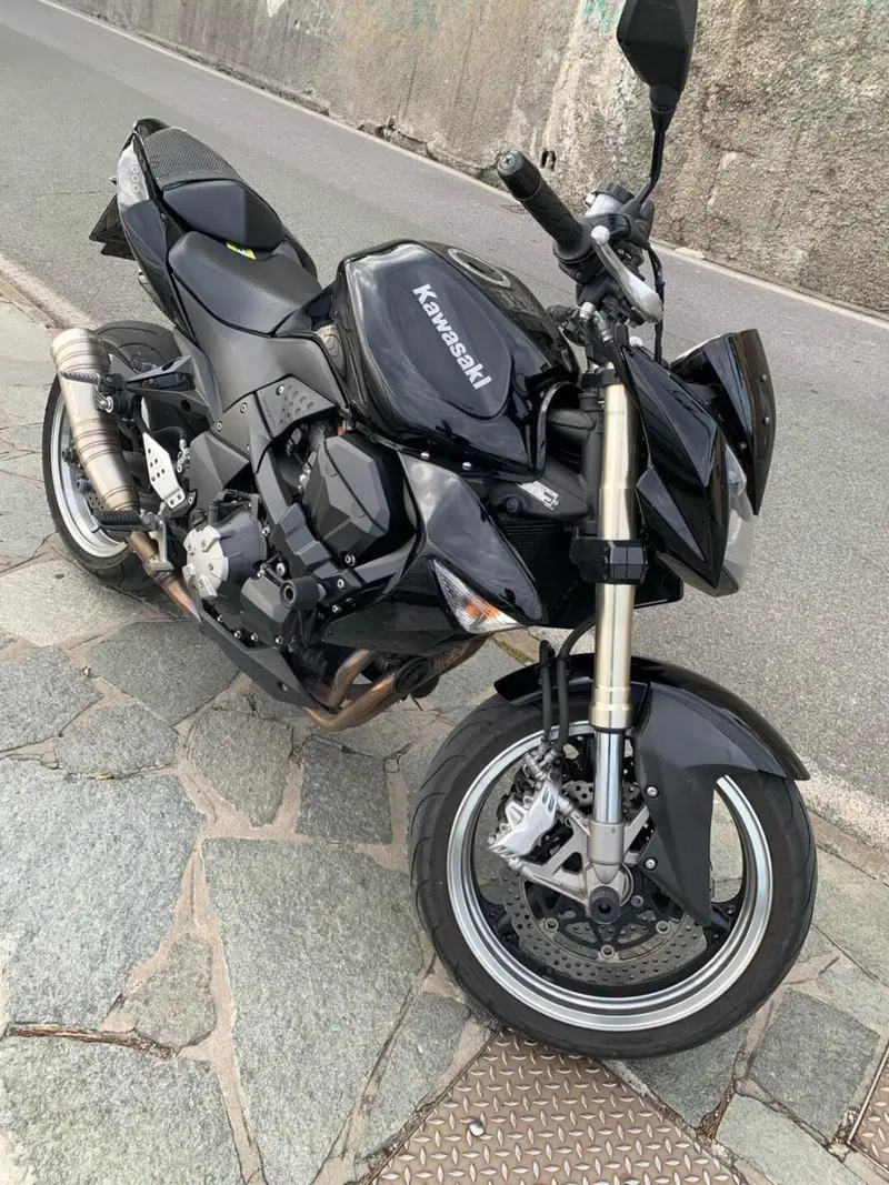 Kawasaki Z 1000 (2007 - 09) (2)