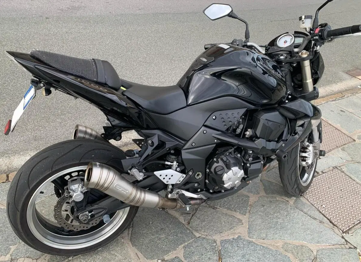 Kawasaki Z 1000 (2007 - 09) (4)