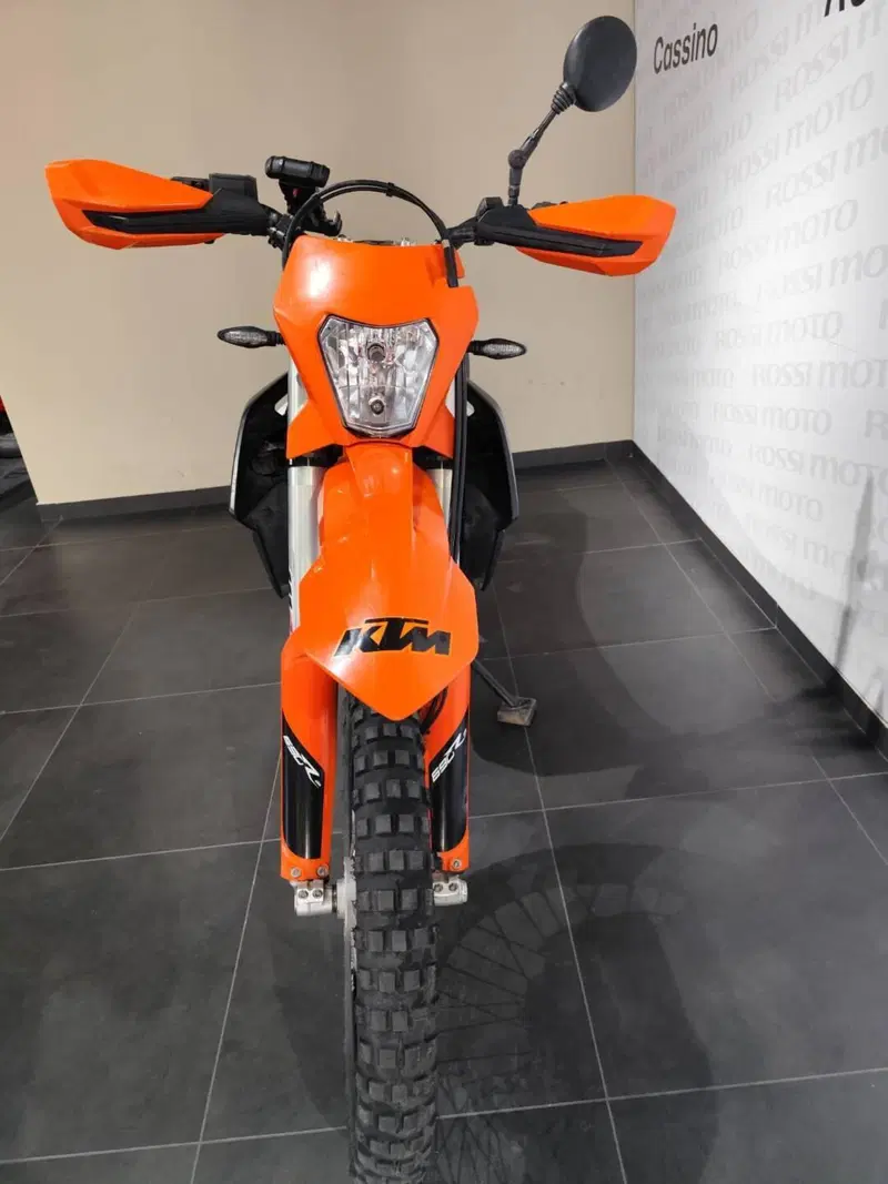 KTM 690 Enduro R (2019 - 20) (4)