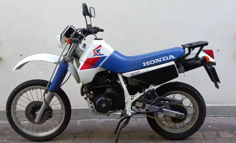 Honda xl 600 rm (2)