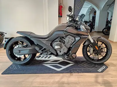 Benda Motorcycles LFC 700 Pro (2026) nuova