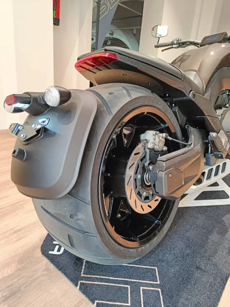 Benda Motorcycles LFC 700 Pro (2026) (4)