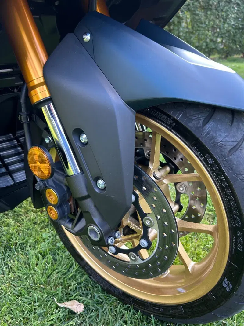 Yamaha T-Max 560 Tech Max (2022 - 24) (2)
