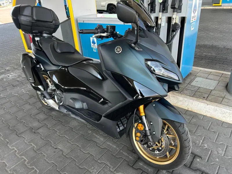 Yamaha T-Max 560 Tech Max (2022 - 24) (11)