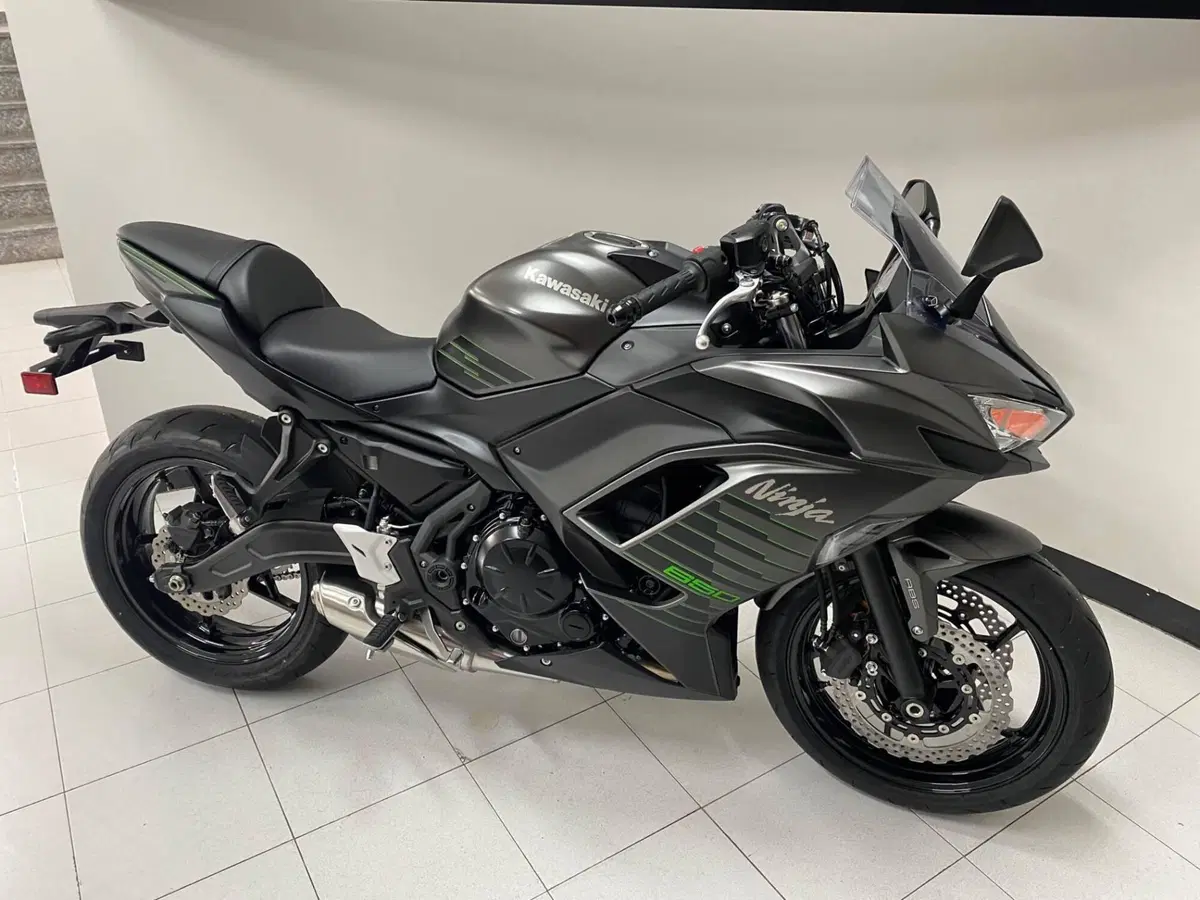 Kawasaki Ninja 650 (2025 - 26) (2)