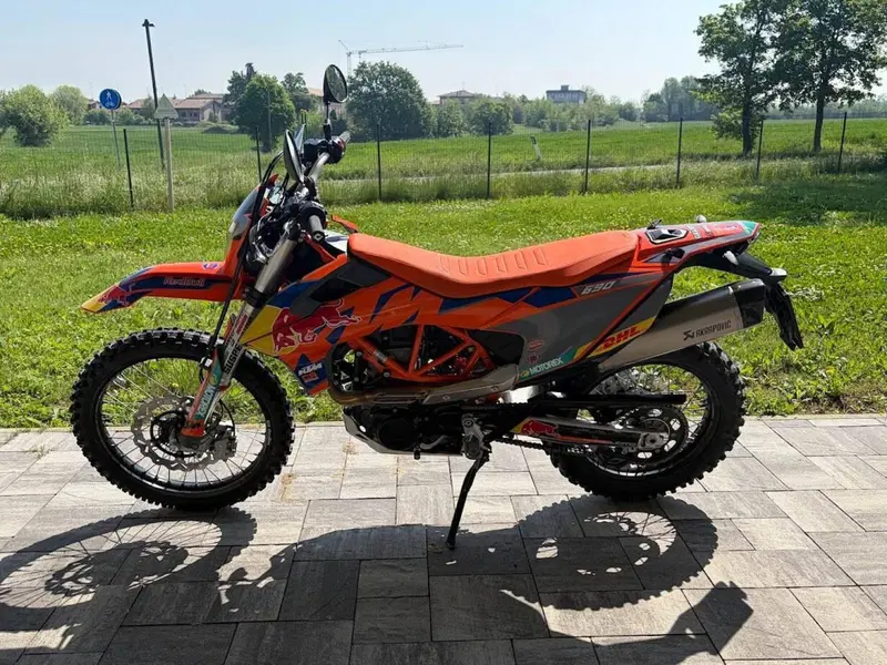 KTM 690 Enduro R (2022 - 25)