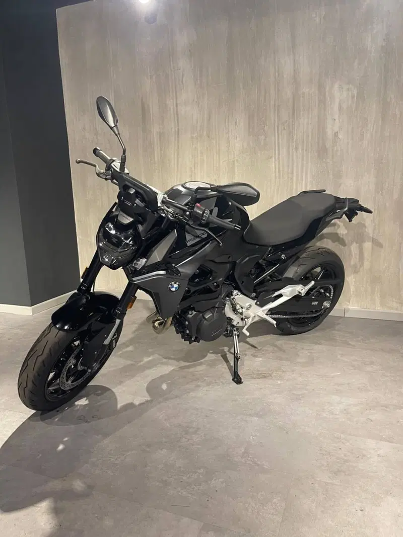 Bmw F 900 R (2025 - 26) (2)