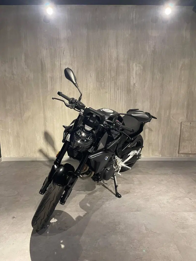 Bmw F 900 R (2025 - 26)
