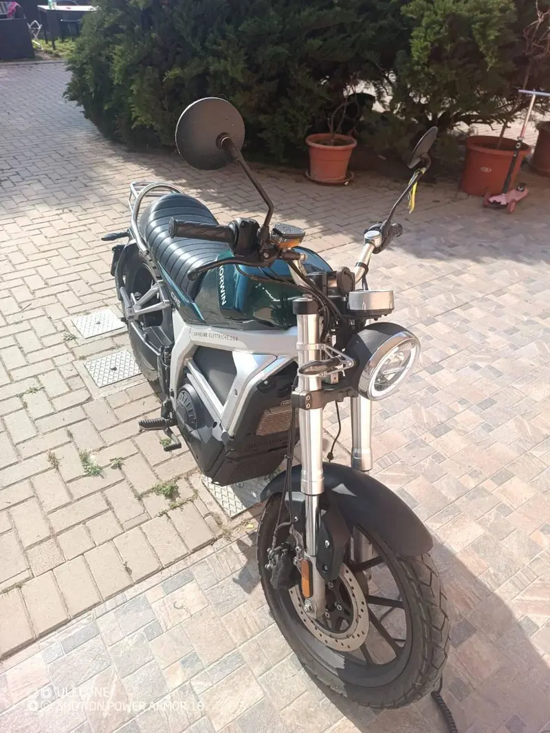 Horwin CR6 L3e (2022 - 24)