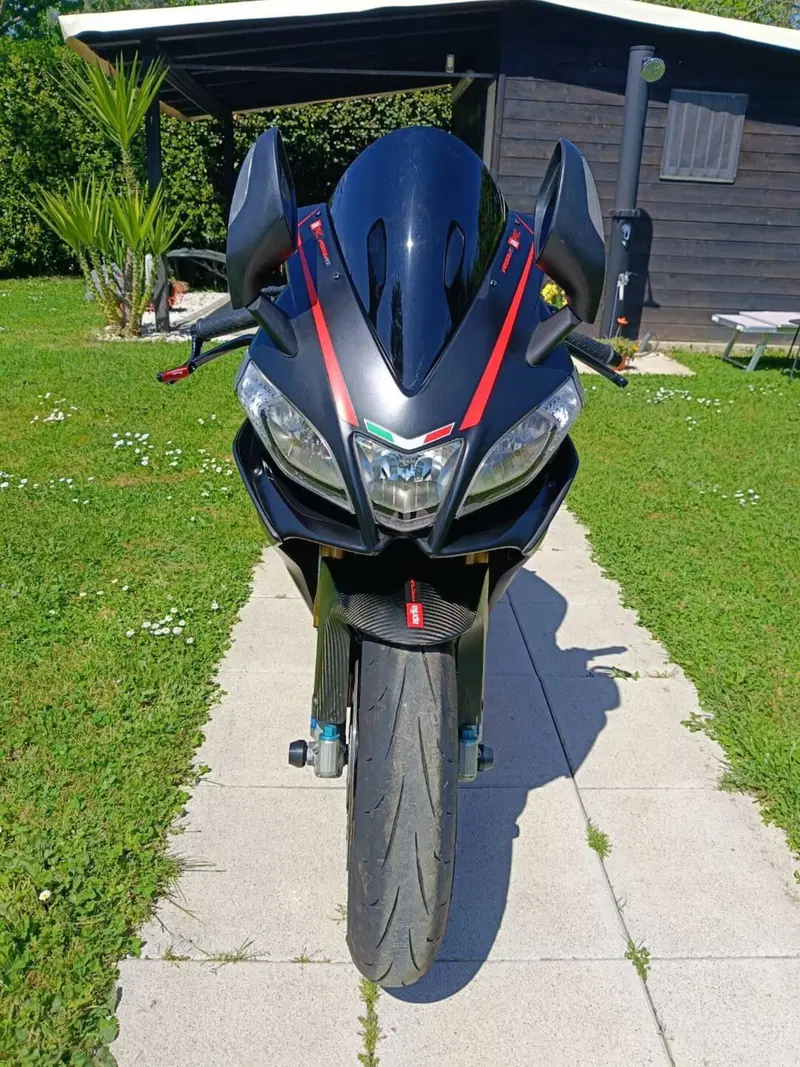 Aprilia RSV4 Factory APRC ABS (2011 - 15) (6)