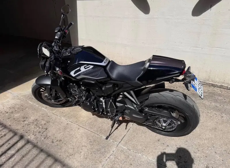 Honda CB 1000 R Black Edition (2021 - 25) (7)