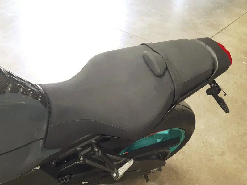 Yamaha MT-10 (2022 - 26) (5)