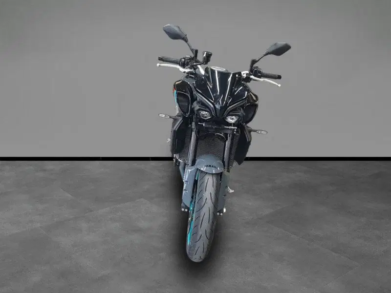 Yamaha MT-10 (2022 - 26) (3)