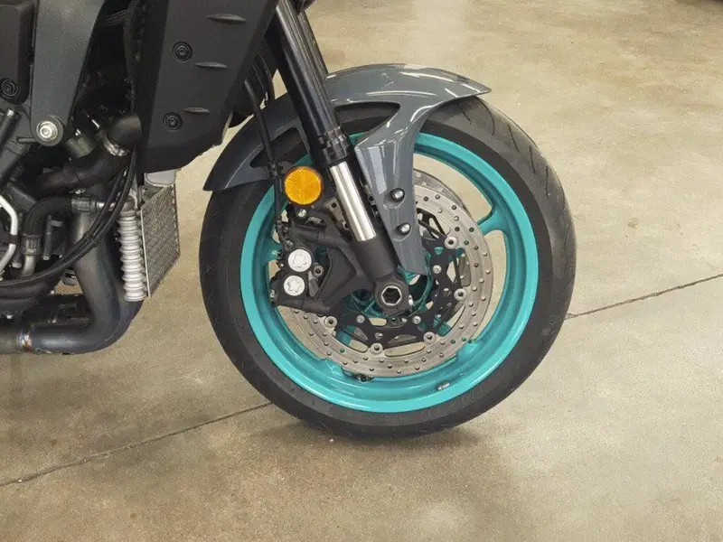 Yamaha MT-10 (2022 - 26) (8)