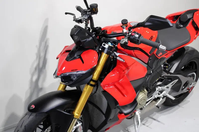 Ducati Streetfighter V4 S (2025 - 26) (10)