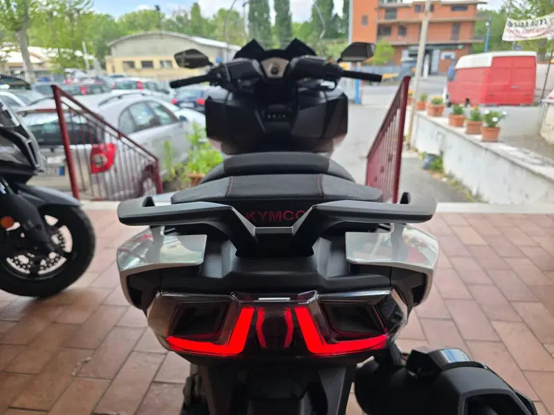 Kymco AK 575 Premium (2025 - 26) (6)