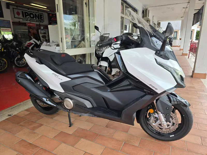 Kymco AK 575 Premium (2025 - 26)
