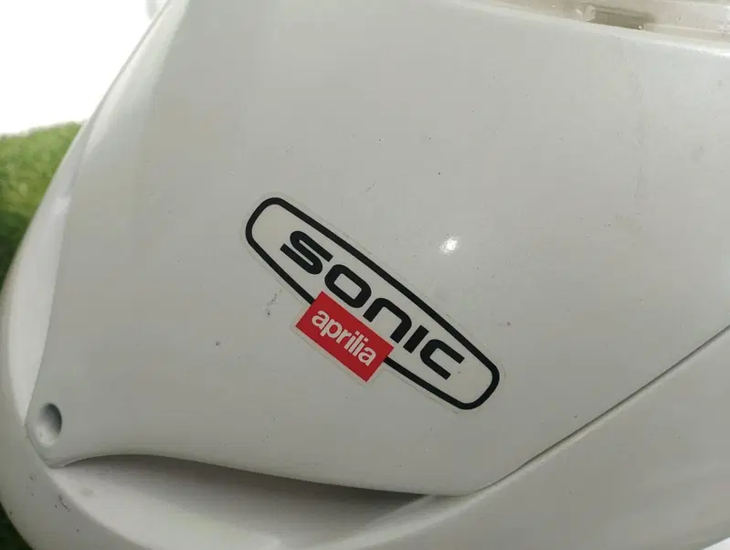 Aprilia Sonic 50 (1998 - 99) (7)