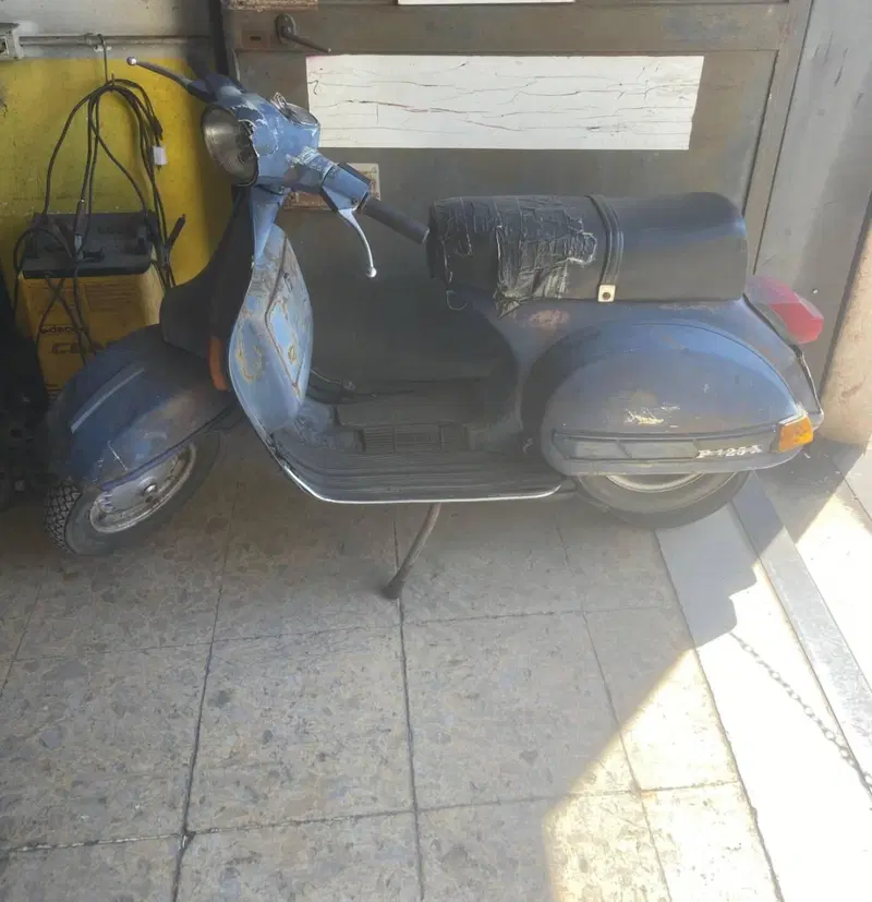 Piaggio Vespa 125 Px (2)