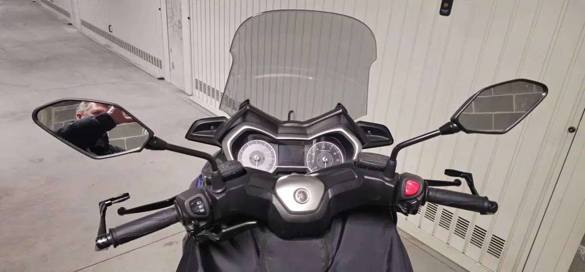 Yamaha X-Max 400 ABS (2017 - 20) (15)