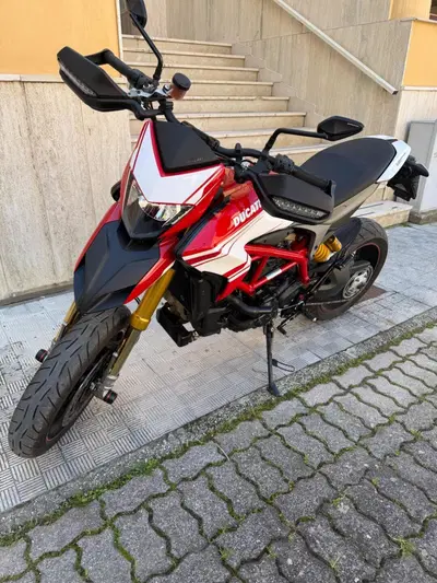 Ducati Hypermotard 939 SP (2016 - 18) usata