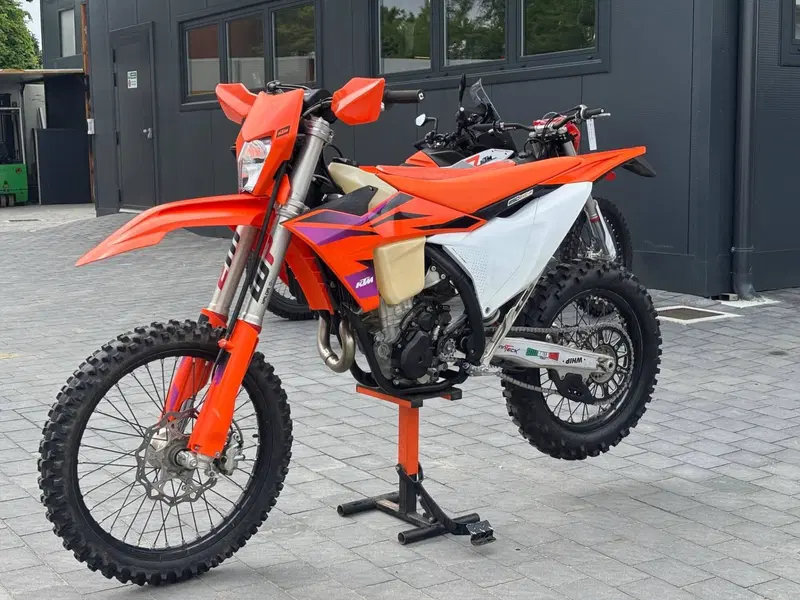 KTM 250 EXC-F (2024) (2)