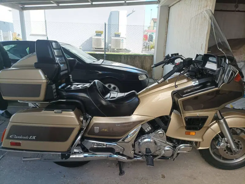 Suzuki CAVALCADE GV LX 1400