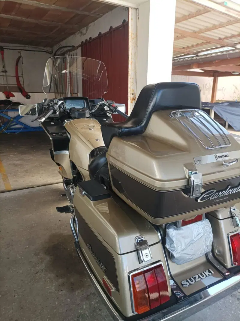 Suzuki CAVALCADE GV LX 1400 (6)