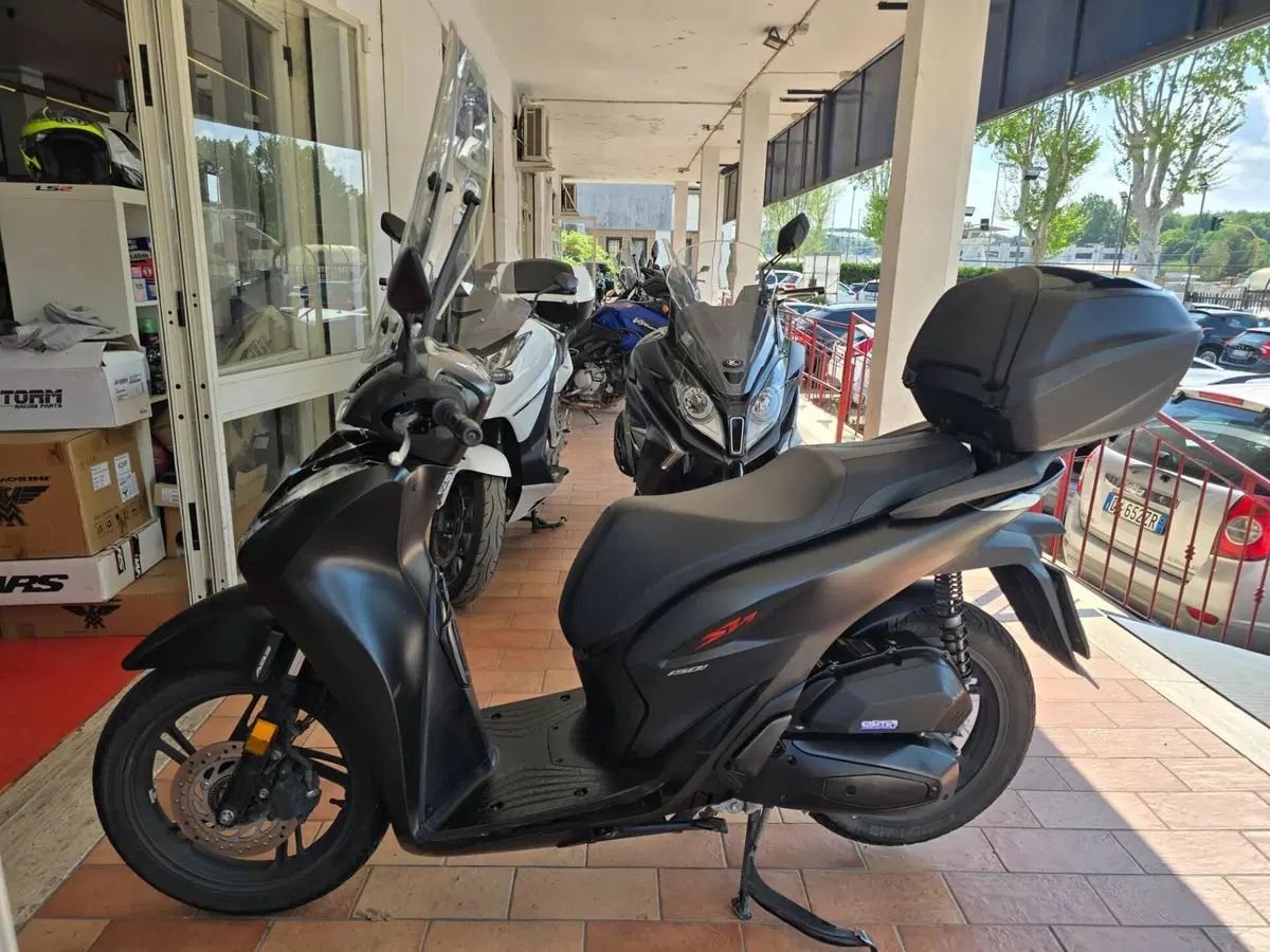 Honda SH 150i Sport (2022 - 23) (2)