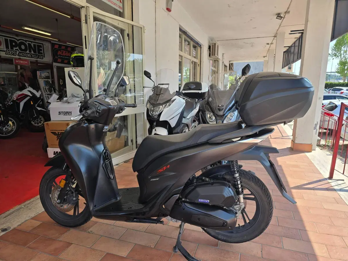 Honda SH 150i Sport (2022 - 23) (4)