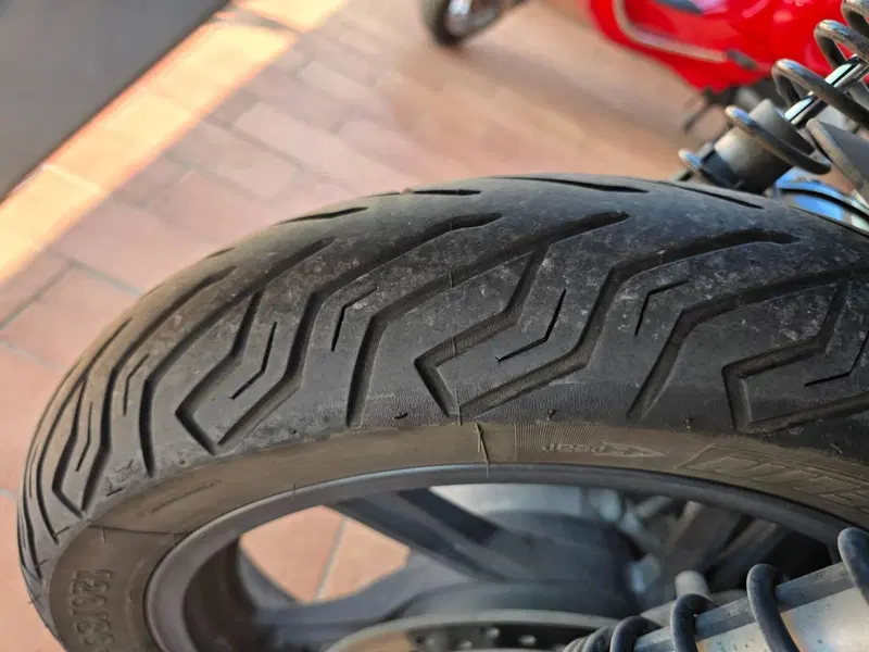 Honda SH 150i Sport (2022 - 23) (8)