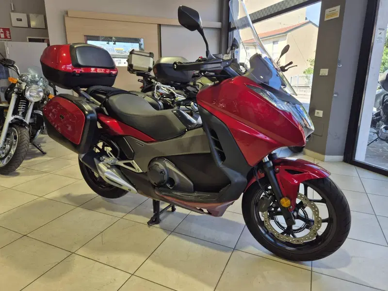 Honda Integra 750 DCT (2016 - 17) (2)
