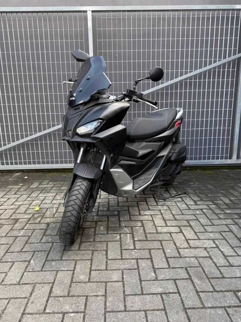 Aprilia SR GT 125 (2022 - 24) (3)