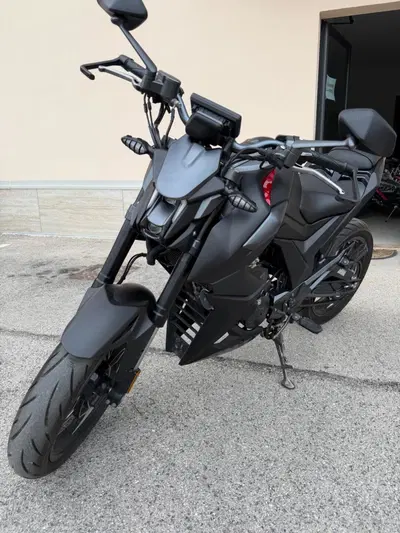 Zontes ZT125-U (2020 - 26) usata