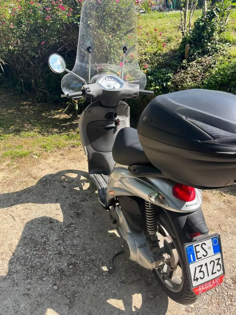 Piaggio Liberty 125 4T Full Optional (2003 - 13) (6)